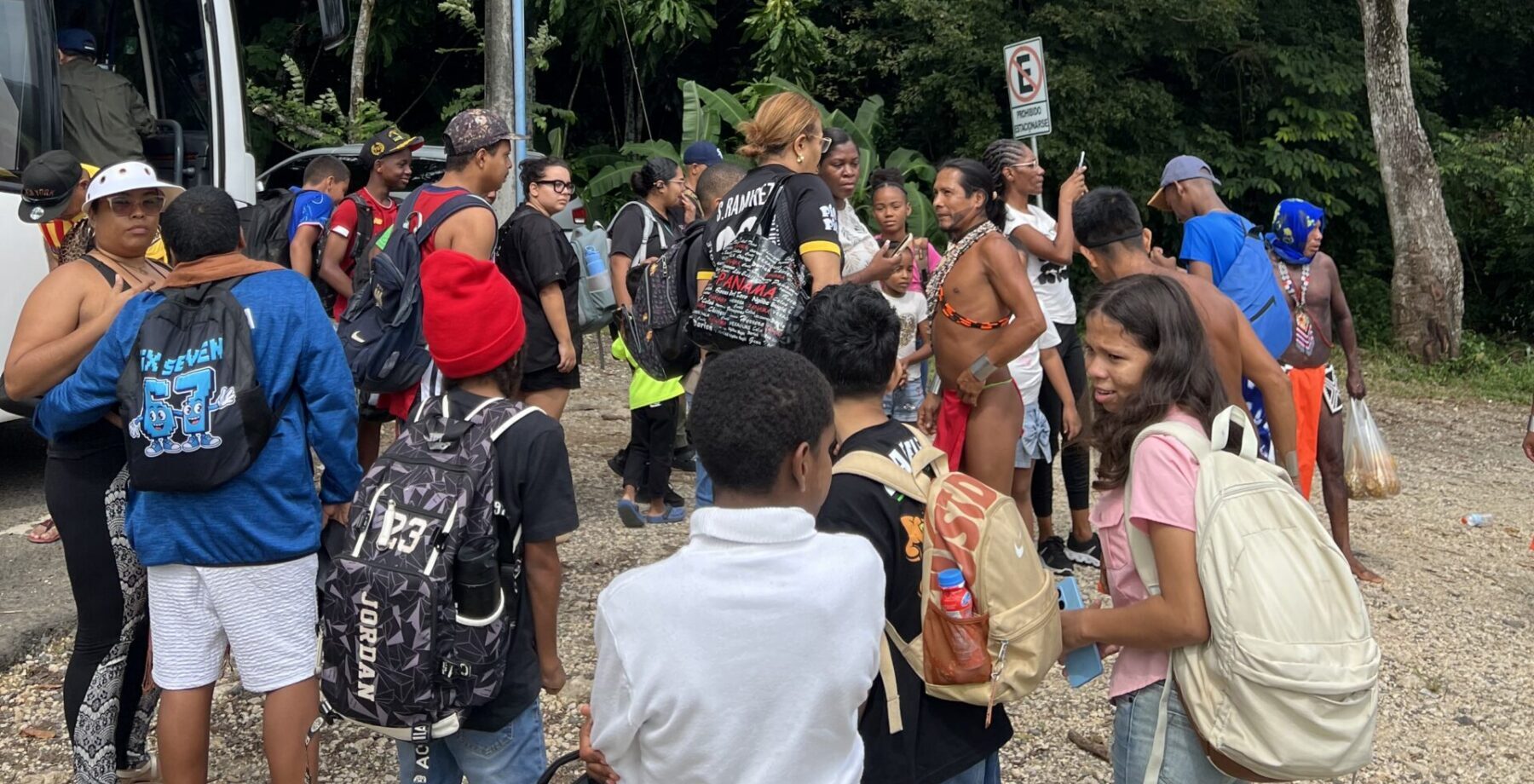 group from Panama City and the Emberá community meet each other for the first time.